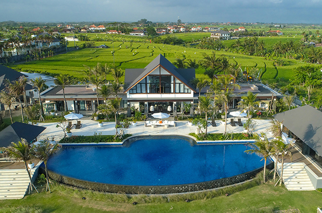 Tirtha Bayu Estate, 11 bedrooms beachfront Bali
